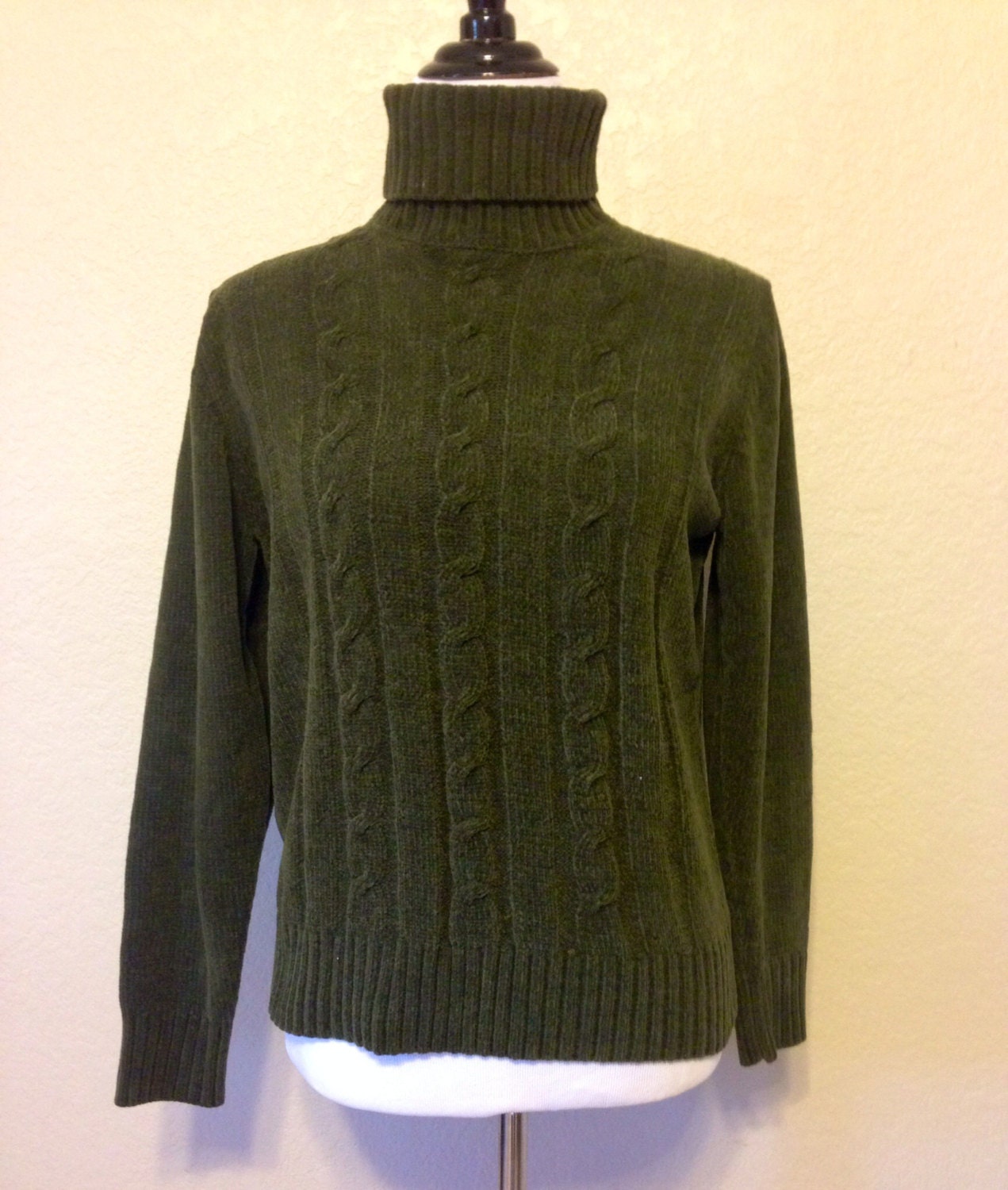 Dark Green Women's Turtleneck Velour Cable Knit Sweater