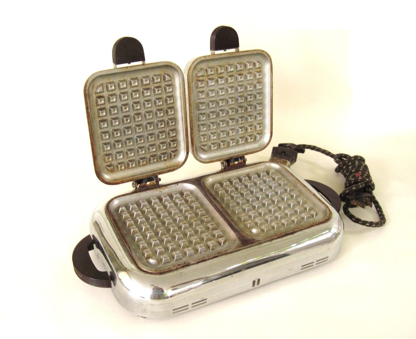 Antique Waffle Iron Double Square Twin White by LaurasLastDitch