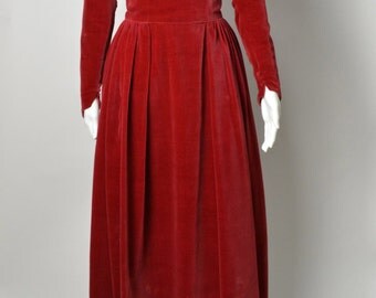 Tabeer Red Velvet Dress | Mw4s022-32 main image 1