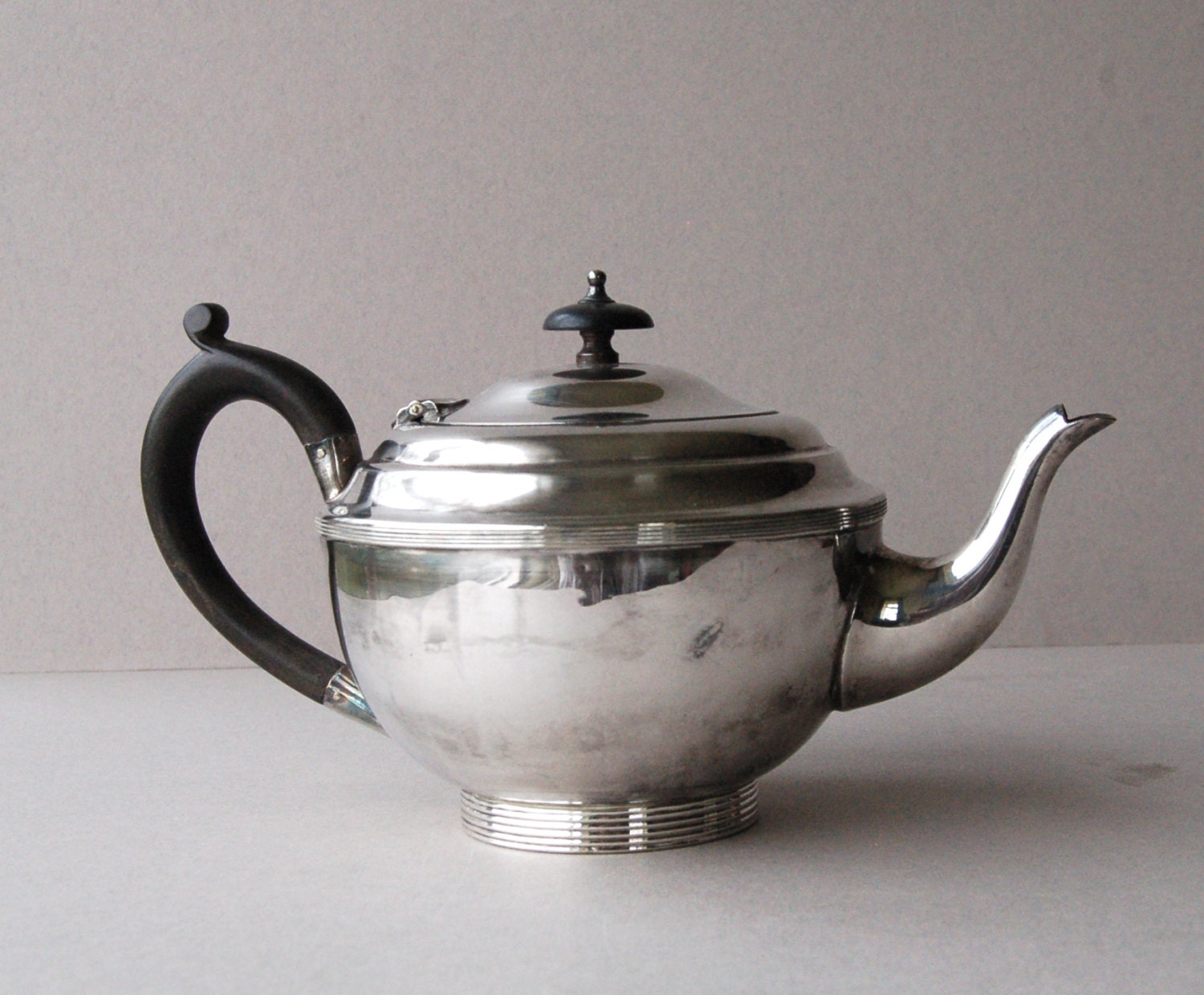 Art Deco silver plate teapot Silver plated teapot 1930s