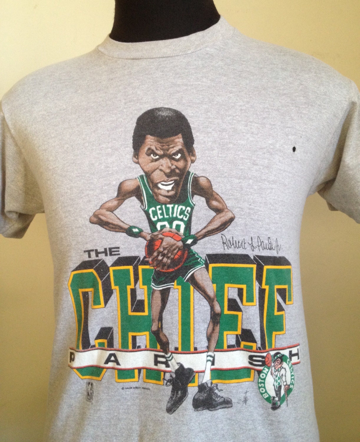 robert parish shirt