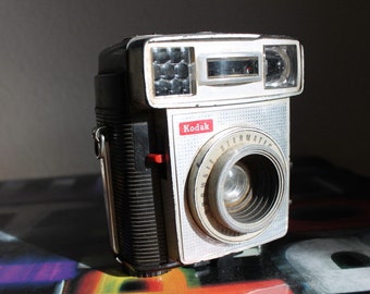 Kodak Brownie Starmatic Camera c1960 PRICE REDUCED