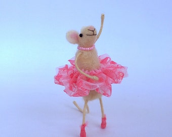 Cute mouse, Needle felt mouse, Felt ballerina mouse, White mouse, Needle felt animal, Needle felt miniature, Birthday gift, Home decor