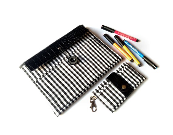 iPad and iPhone Black & White padded cases. Elegant xmas gift idea.  Tablet + cell phone sleeve wallets handmade in Italy.