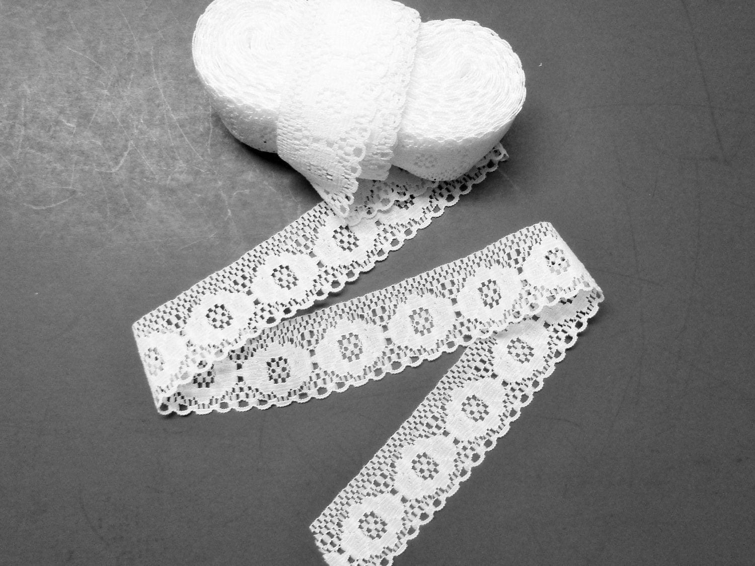 White Flat Lace Trim 1 Wide Soft Heirloom Lace by jeanniesupplies