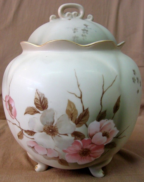 Vintage Hand Painted Nippon Vase With Lid by oldwestantiques