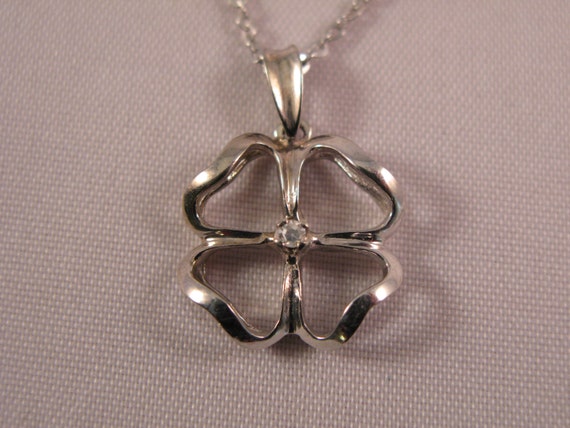 Four leaf Clover 18k solid White Gold Pendant - Free 9k Gold Chain ...