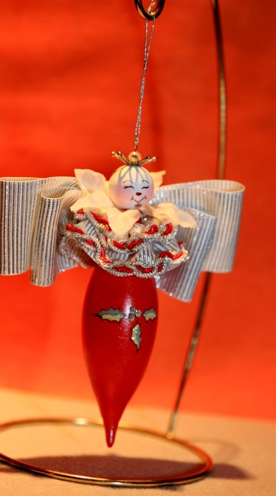 Items similar to Recycled Light bulb Christmas ornament on Etsy