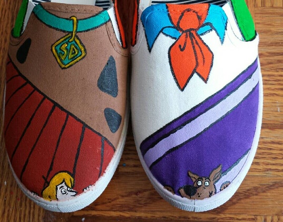 Scooby Doo painted shoes