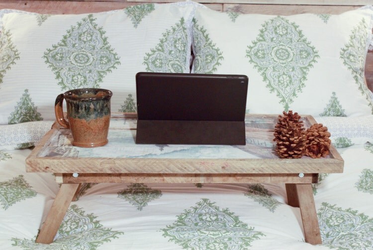 Pallet Bed Tray With Picture / Serving Tray / by OliverUpcycling