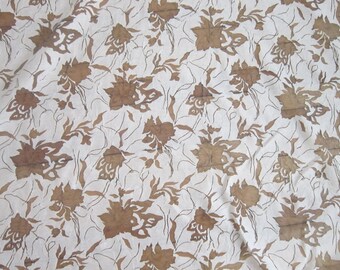 Off White Linen Cotton Lace Fabric by the Yard Sheer Tulle Floral Pattern Lace Fabric Clothing Apparel Fabric