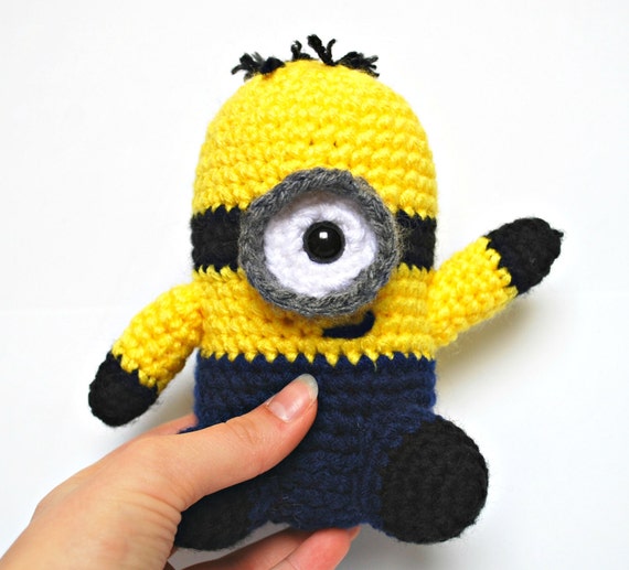 Items similar to Minion - Crochet Stuffed Toy (Amigurumi ...