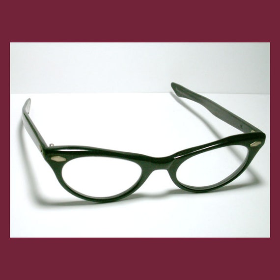 Vintage Eyeglasses VAG1