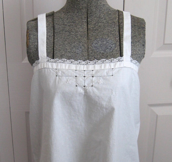 Edwardian Linen Nightgown / Downton Abbey Linen Shift
