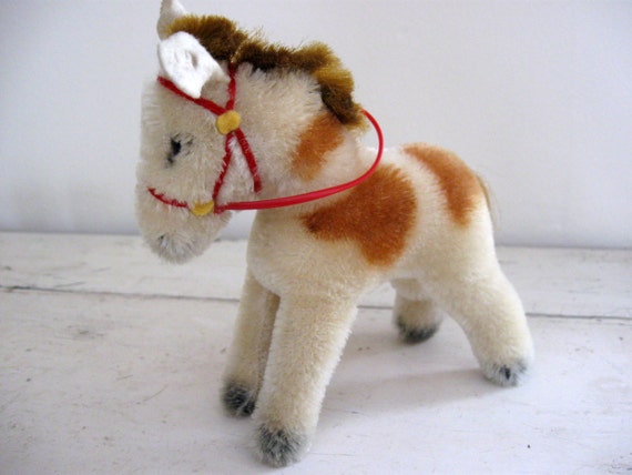 steiff horse stuffed animal