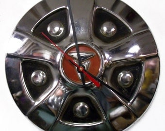 1971 - 1983 Toyota Hilux Truck Hubcap Wall Clock - Pickup Hub Cap - 1972 1973 1974 1975 1976 1977 1978 1979 1980 1981 1982