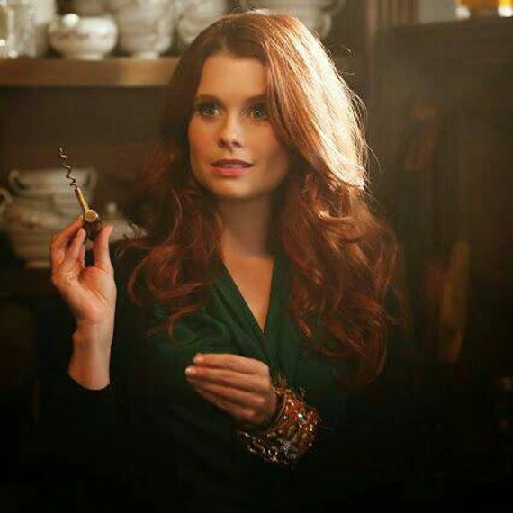 once upon a time season 3 hook ariel The best of 'once upon a time' season 3: captain swan, witches from emma kicking hook in his privates (okay that happened at the end of 3×11 side note: ariel being sent to storybrooke to help belle was a team up i. once upon a time season 3 hook ariel The best of 'once upon a time' season 3: captain swan, witches from emma kicking hook in his privates (okay that happened at the end of 3×11 side note: ariel being sent to storybrooke to help belle was a team up i.