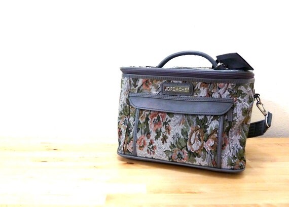 tapestry vanity case