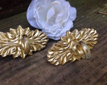 Popular items for black and gold knobs on Etsy