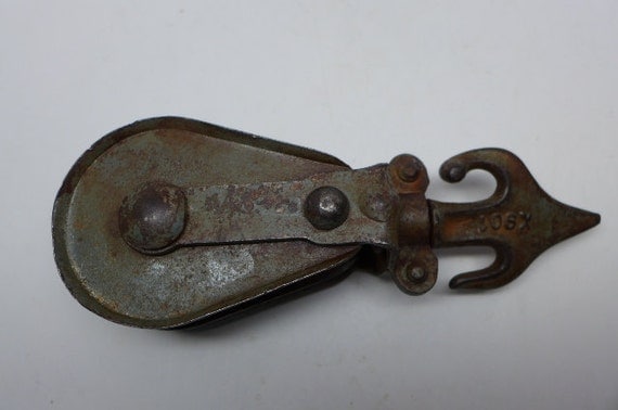 Antique Metal Double Pulley