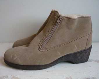 clarks sheepskin lined boots