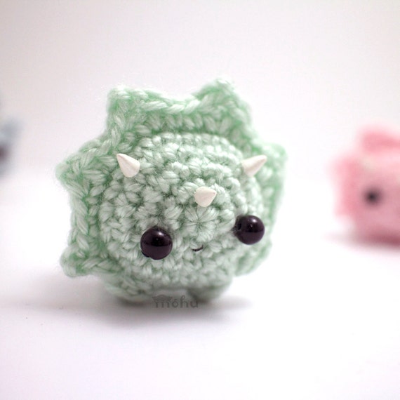 triceratops plush - crochet amigurumi dinosaur