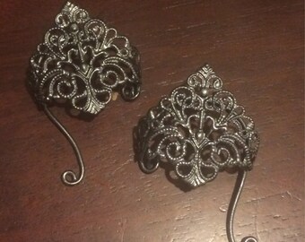 Ear cuffs,Elf ear cuffs,Elven ears,Fairy ears,Fantasy ear cuffs,filigree Ear cuffs, ear Tips, charcoal gray.