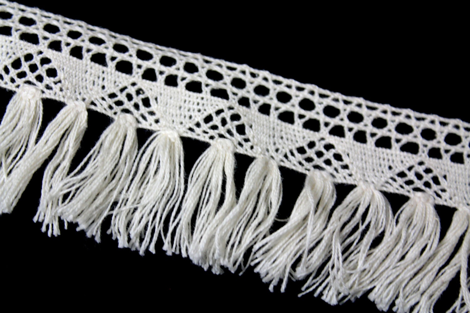 1 YARDS Off White Crochet Fringe Trim Ribbon for Crafts