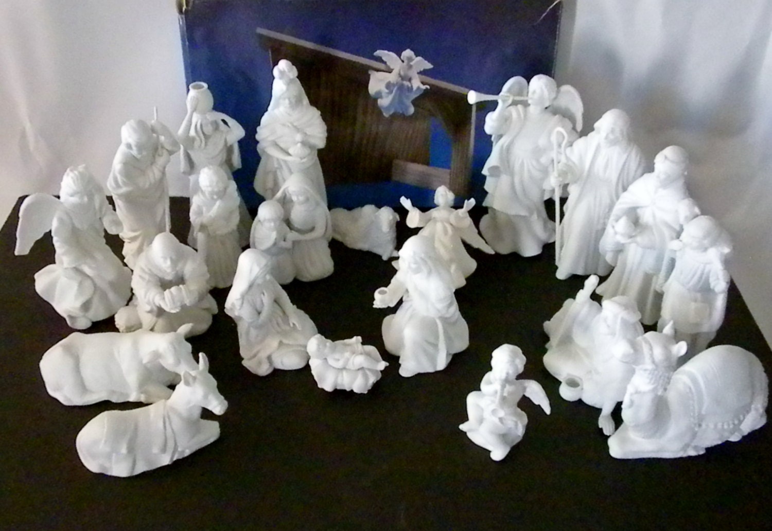 Avon Bisque Nativity Set 21 Piece Nativity Set by oldandnew8