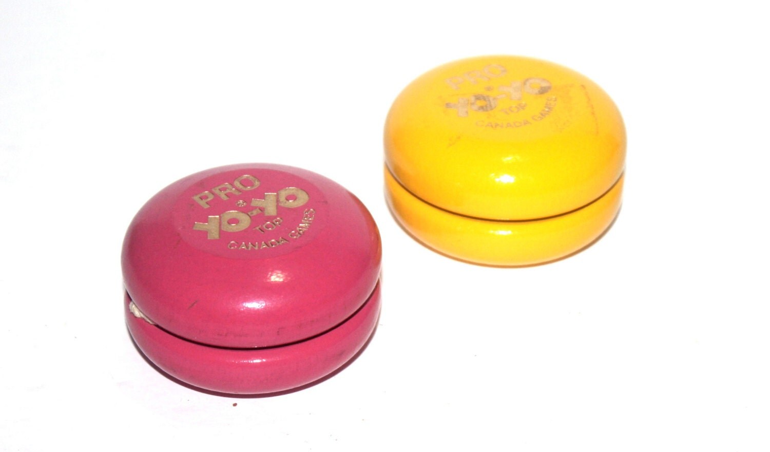 2 Vintage Wooden Pro YoYo Top Canada Games Vintage Toys