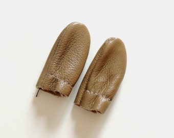 LEATHER FINGER GUARDS for Needle Felting / leather finger cots / leather finger protectors / needle felting finger guards