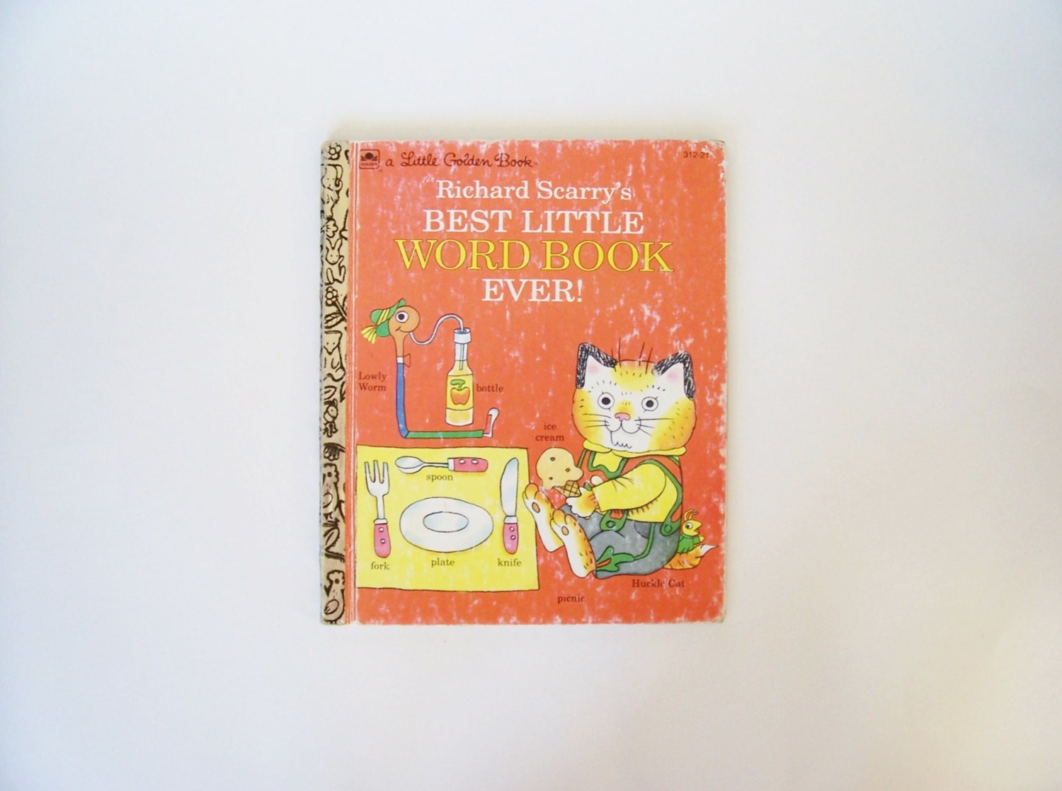 A Little Golden Book: Richard Scarry's Best Little Word