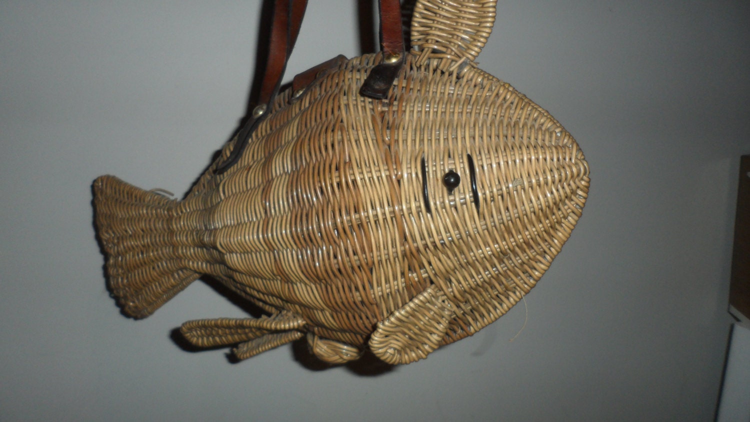 fish basket purse