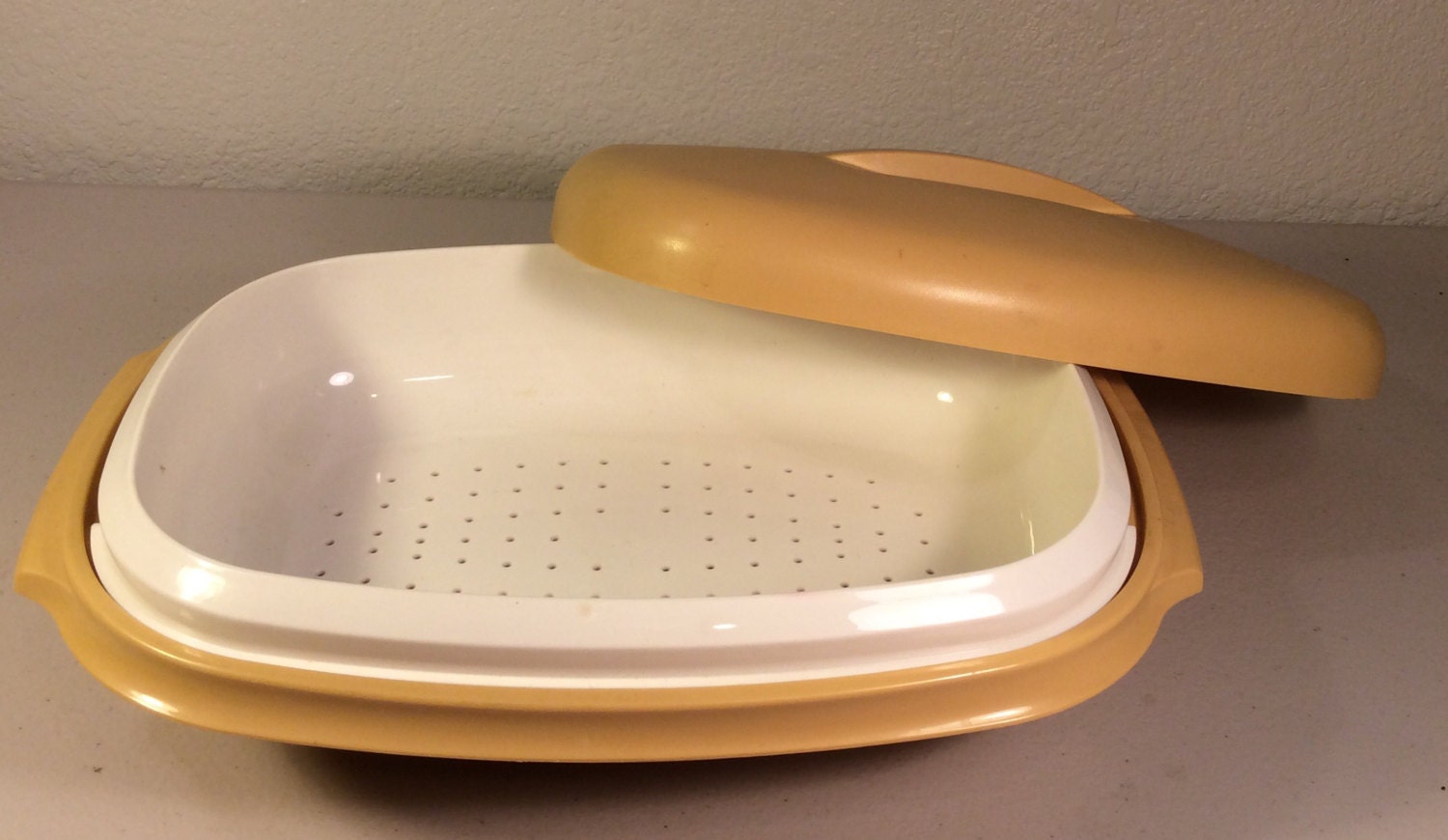 Vintage Gold Tupperware Steamer