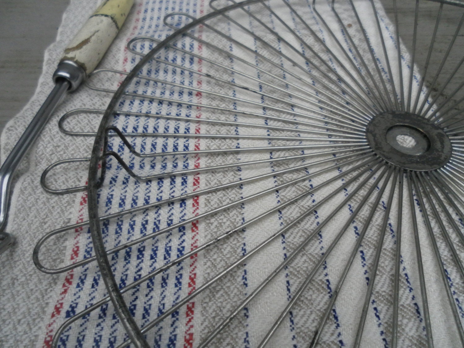 XL Vintage Dutch Wire Cooling Rack Extra Large Tomado Holland Haute Juice