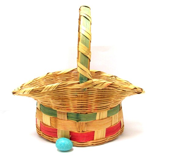 Vintage Easter Basket / Large Fluted Wicker by CreekLifeTreasures