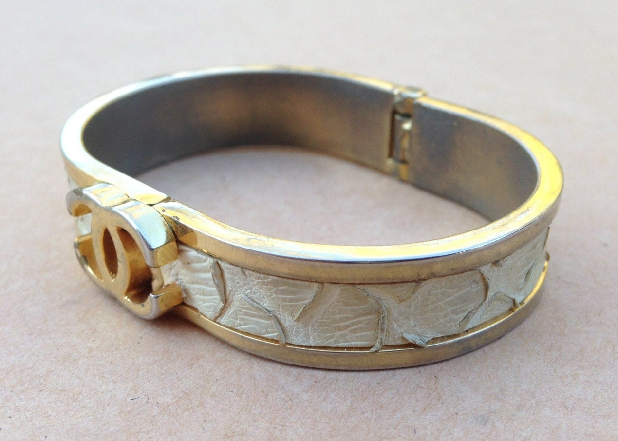 Identification Pre1950's Unsigned Chanel Costume Jewelry? Antiques