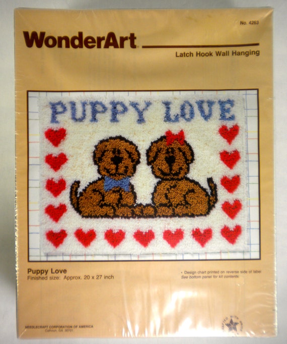 WonderArt Puppy Love Latch Hook Wall Hanging Kit Hearts No.