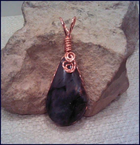Labradorite Copper Wire Wrap Pendant Pw137