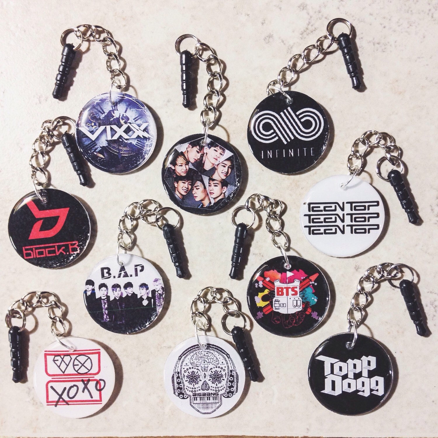 KPOP Mini Phone Charm/Plug by PaoDu on Etsy