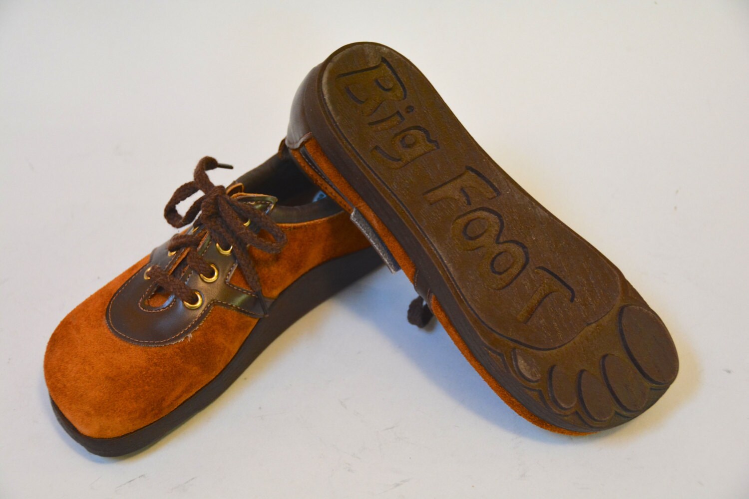buster brown shoes 1980s