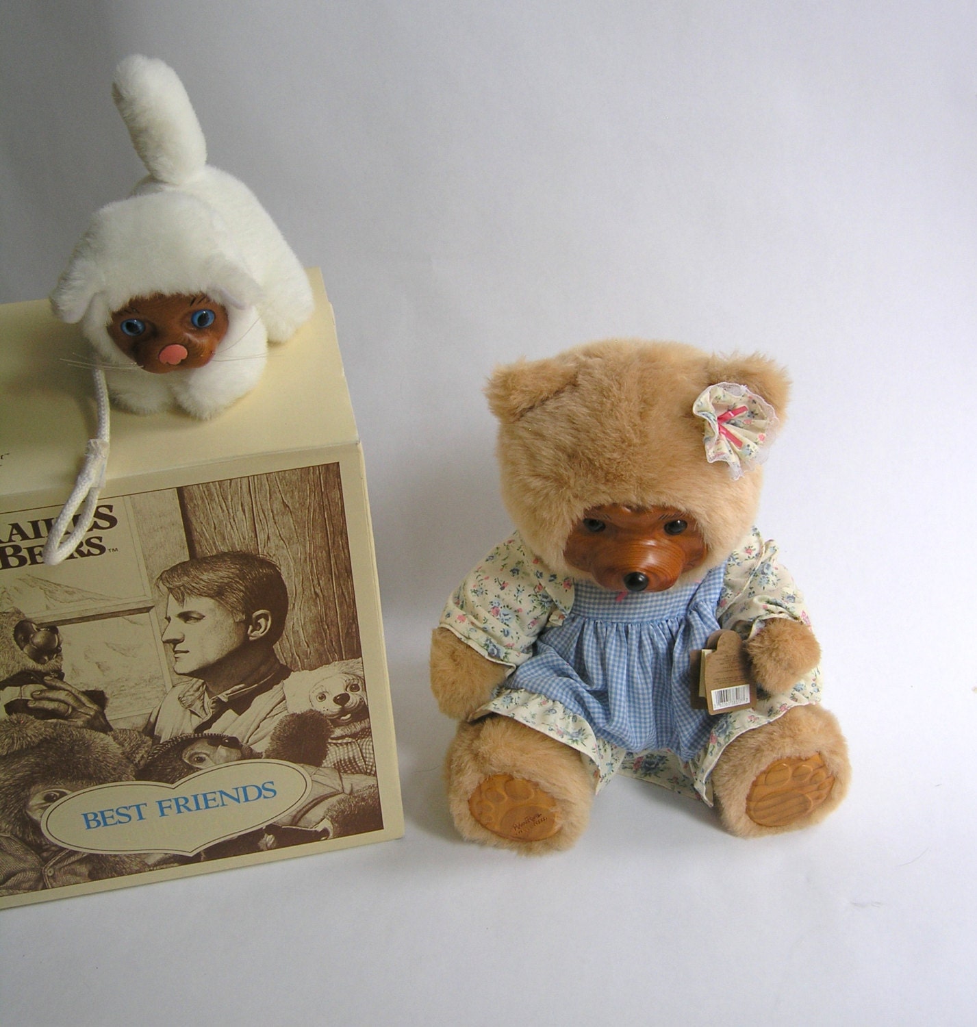 Robert Raikes Collectible Bear Best Friends Collection A Walk