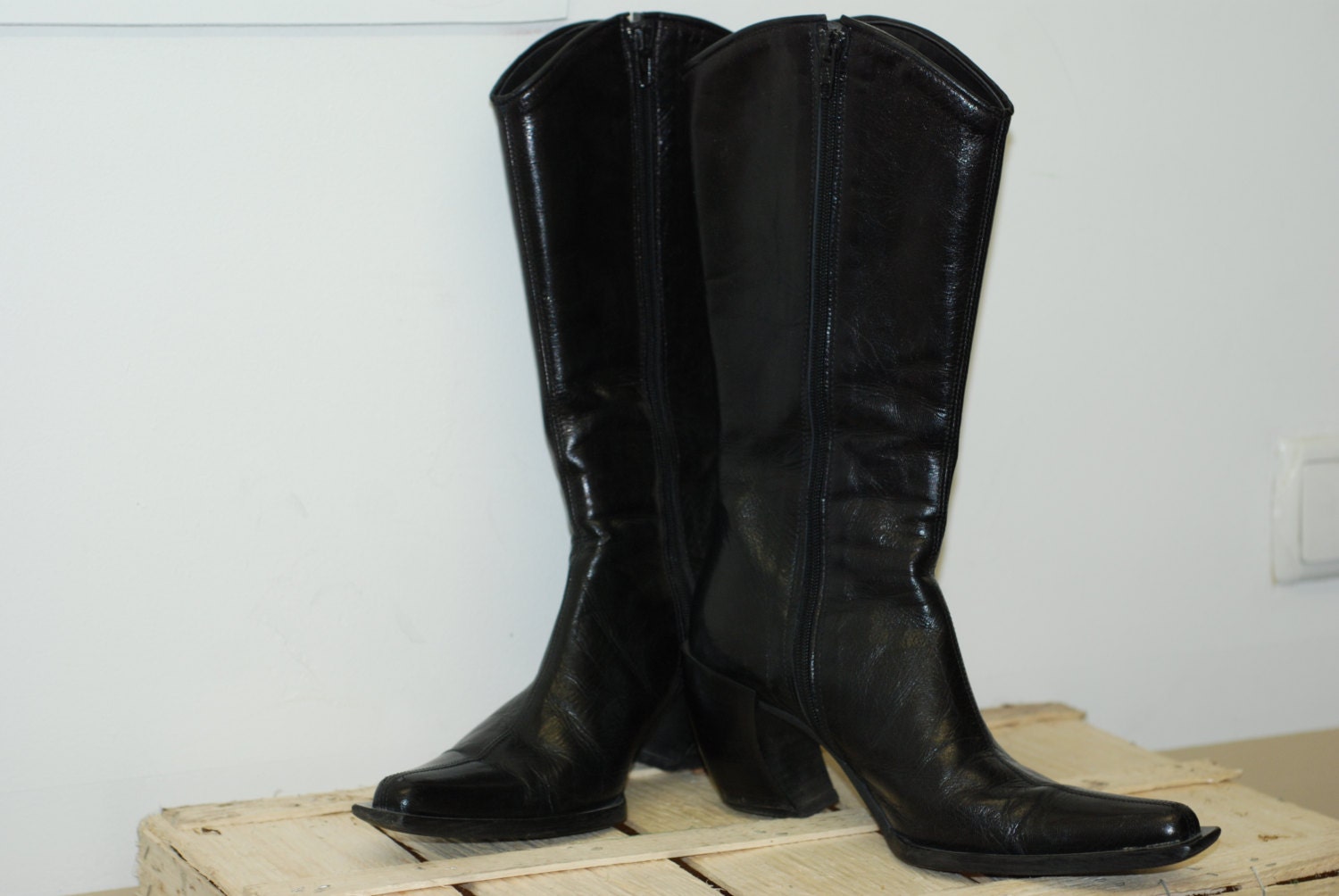 Vintage Italian Boots - Wordpress Blog-4273