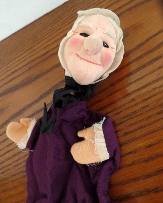 Felt face Judy, from Punch and Judy, hand puppet. She needs TLC - il_570xN.680273926_q83t