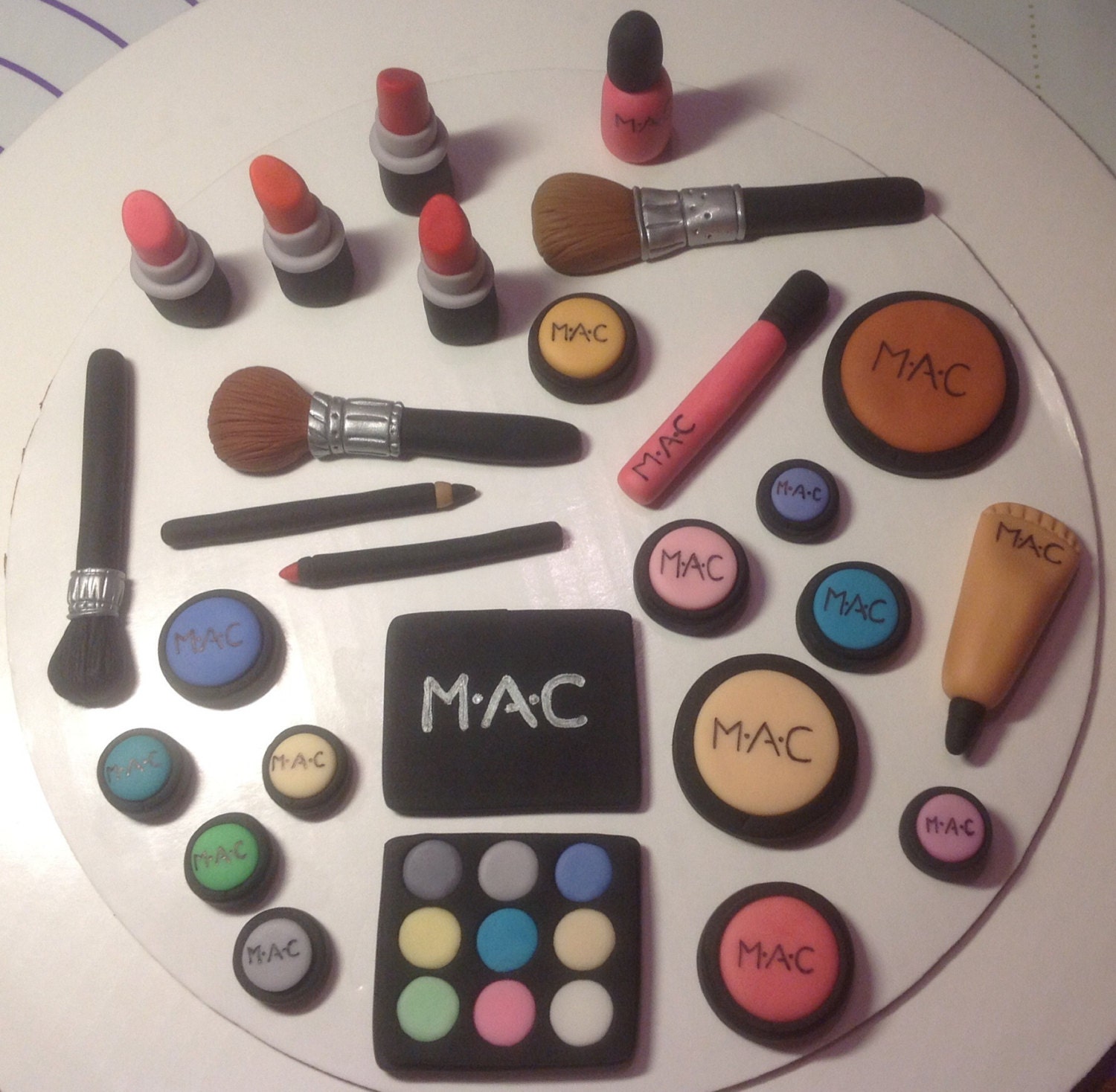 Cake With Fondant Makeup Dmost For