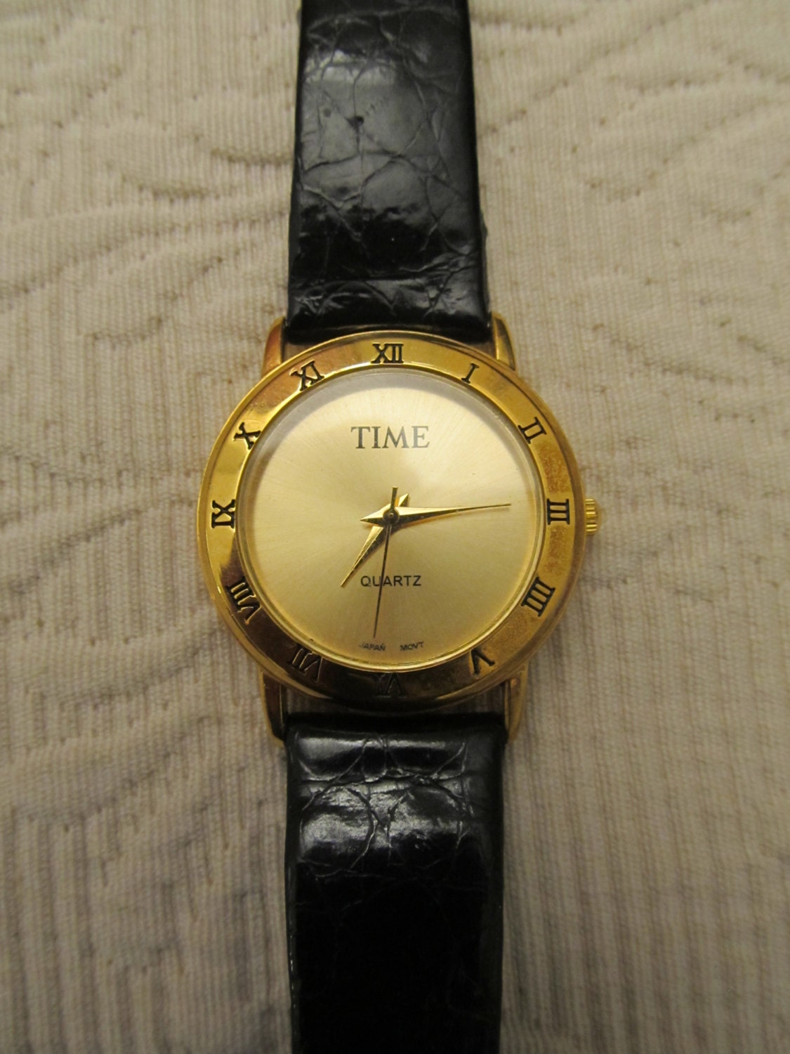 time quartz watch