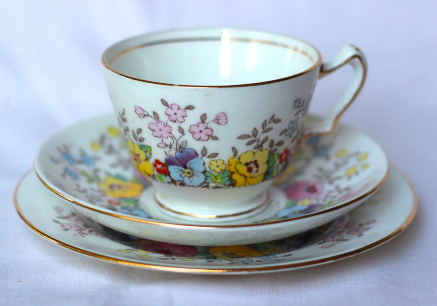 Crown Staffordshire Fine Bone China Vintage by modernlookvintage