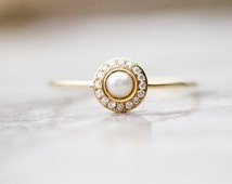 Pearl engagement rings usa