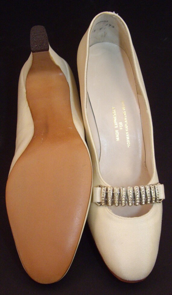 Vintage Norman Kaplan Las Vegas Beige Loafer Pumps with