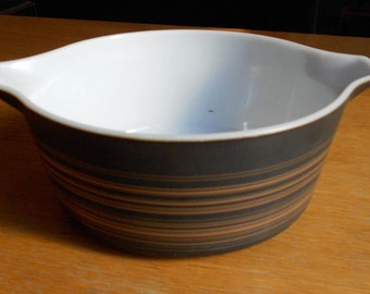 Vintage Brown Pyrex Terra Casserole
